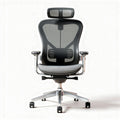 Chaise de bureau en maille noire avec appui-tête ajustable dimensions 50 x 60 x 120cm